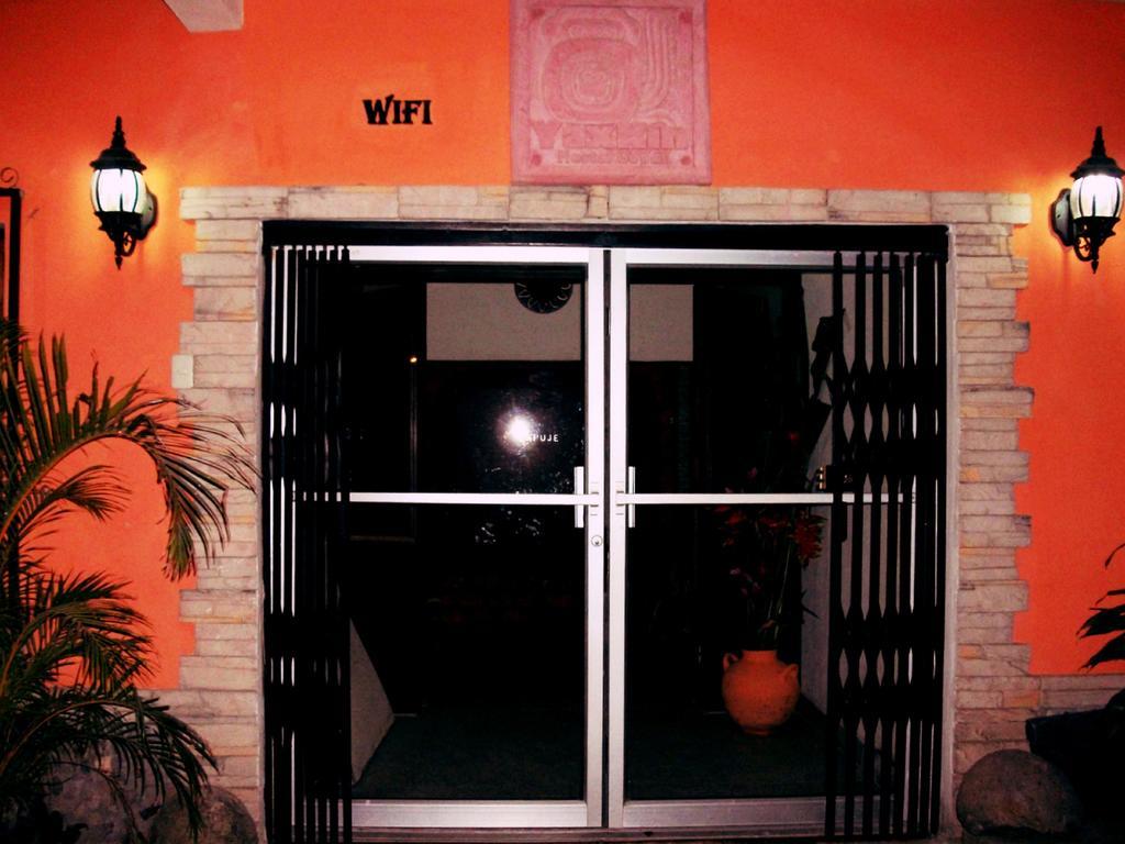 Hotel & Hostal Yaxkin Copán 외부 사진