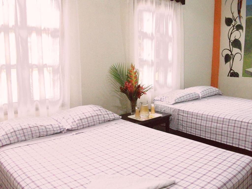 Hotel & Hostal Yaxkin Copán 객실 사진